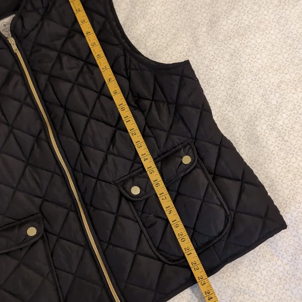 St John's Bay Puffer Zip-up Vest Black 2 Pockets Gold Snaps & Zipper SzPXL EUC - Picture 9 of 10